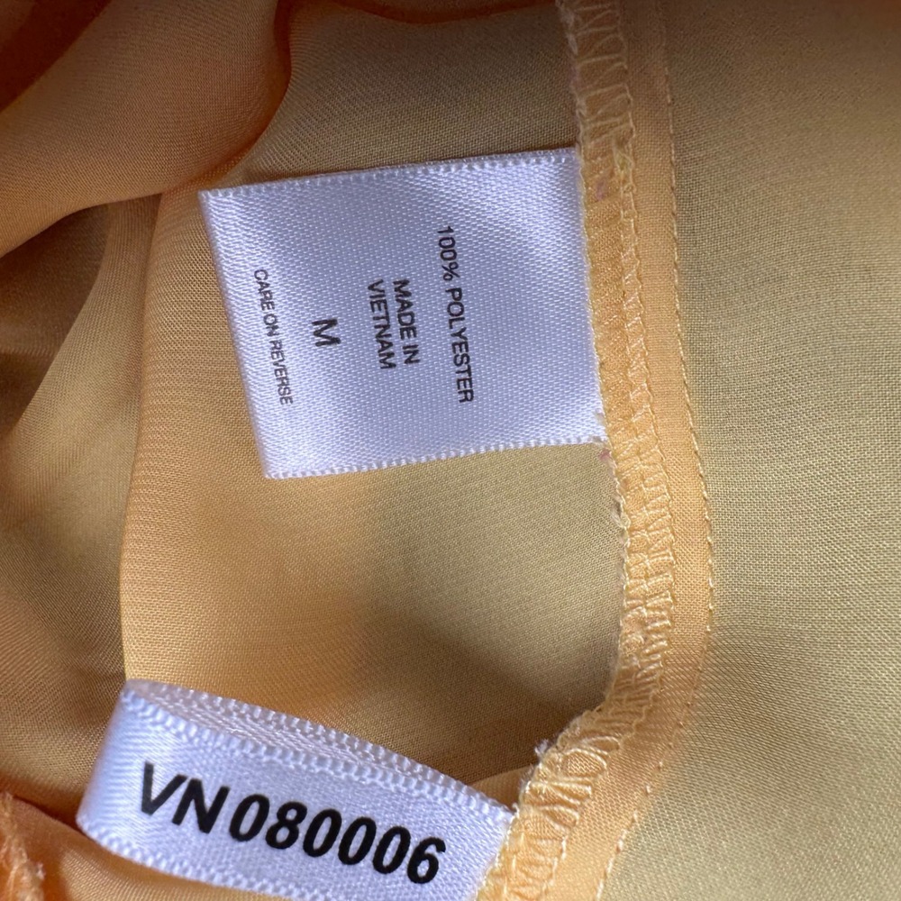 New York & Company Satin Halter Top M Butter Yellow Coquette Balletcore Y2K - Picture 4 of 8